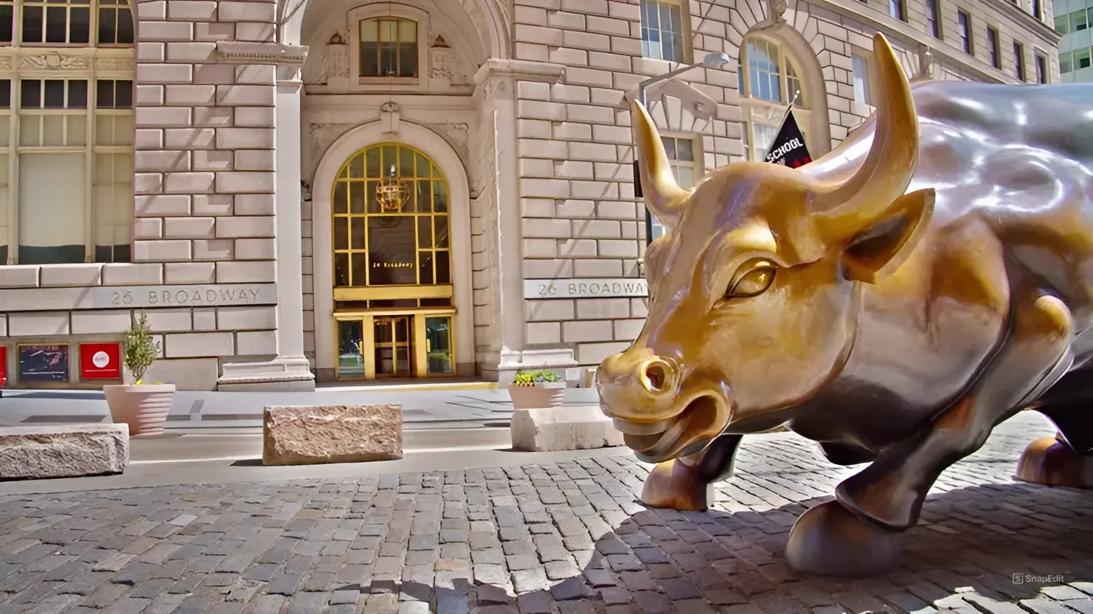 The Charging Bull in front of 26 Broadway, New York